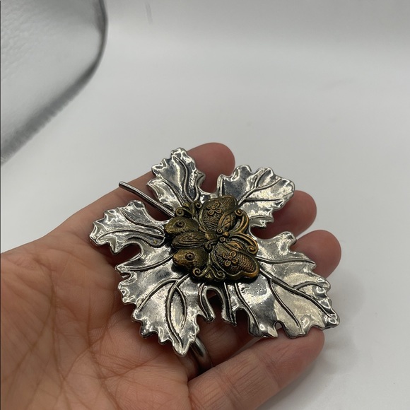 Sylvia Dahl Leaf Hair/ Scarf Clip Signed - Picture 2 of 6